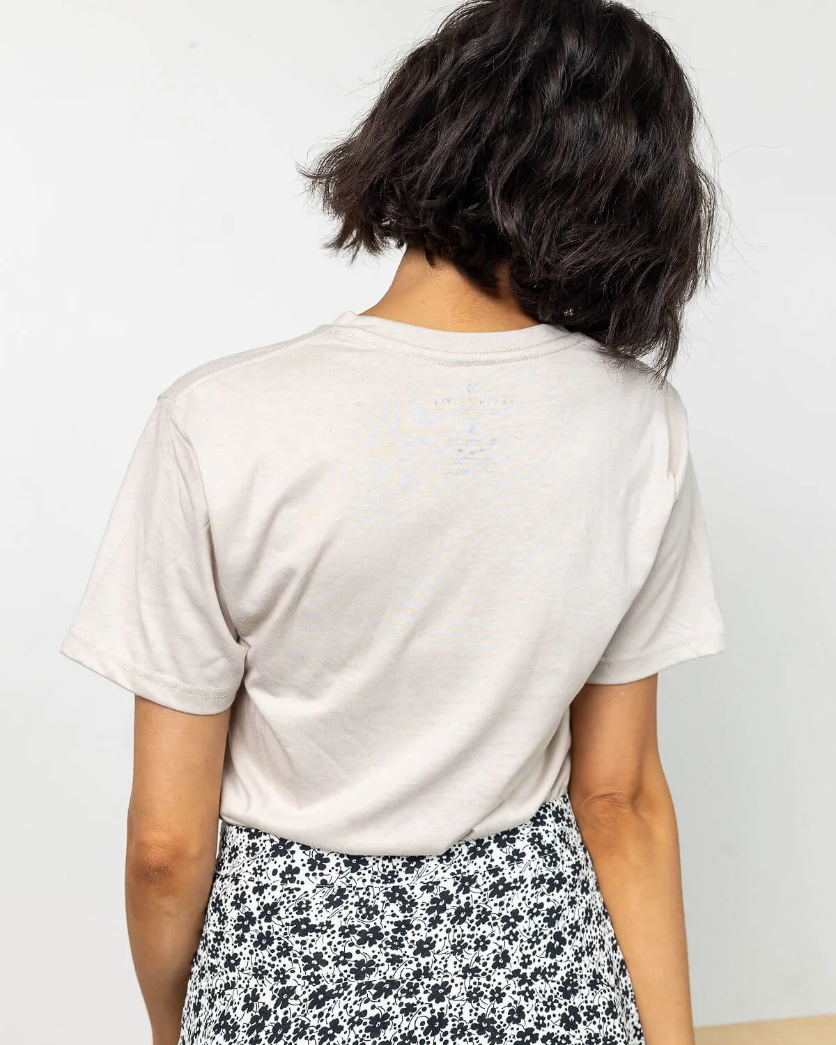 Numbered Botanical Graphic V-Neck T-Shirt | S