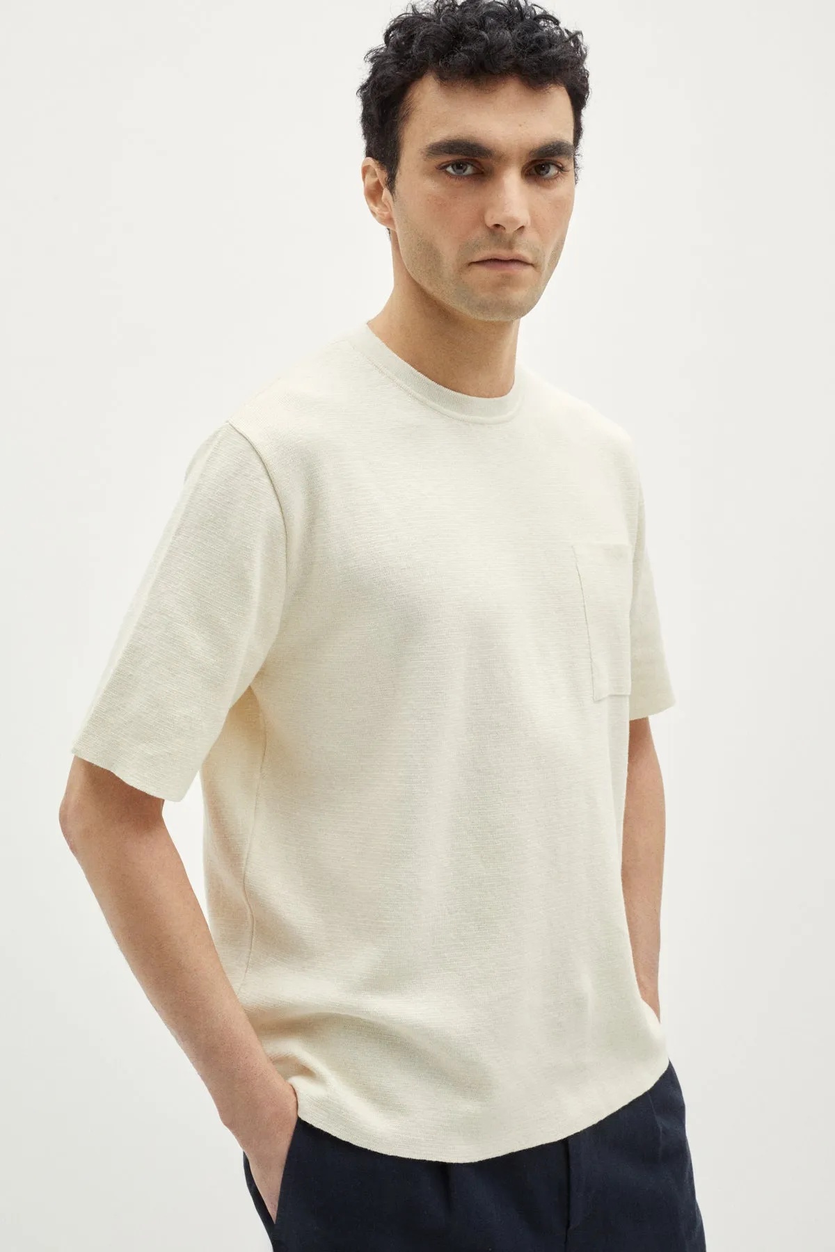 The Linen Cotton Relaxed-fit T-shirt